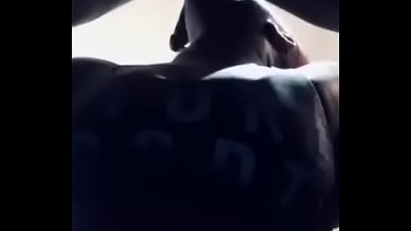 Play MP4 - Hood cousin treats my balls