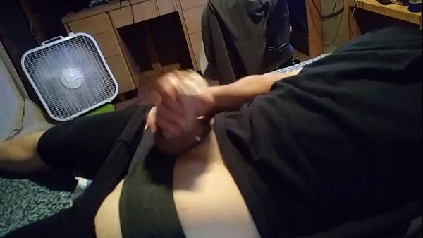 Play MP4 - zigzagman huge cumshot