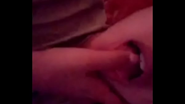 Nonton Hot Stuff thumbnail