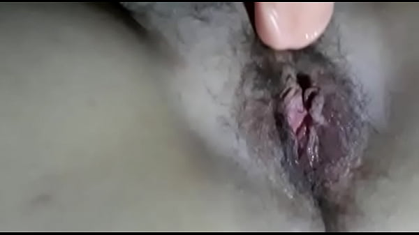 Wife masturbate for me