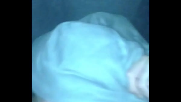 Nonton Young Slit Takes Load On Her Face thumbnail