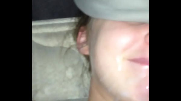 Young slit takes load on her face 