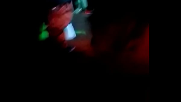 Play MP4 - twerking in montgomery&comma;alabama&period;shake that ass and let me see what you got