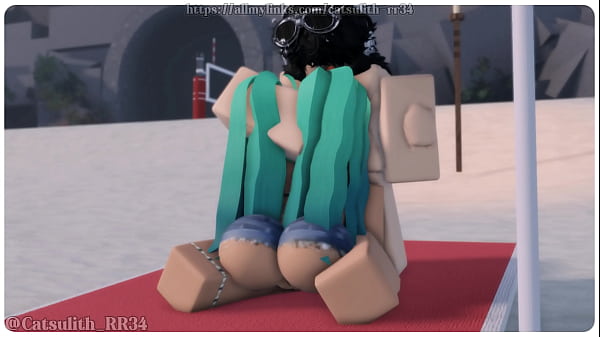 Fucking miku on the beach