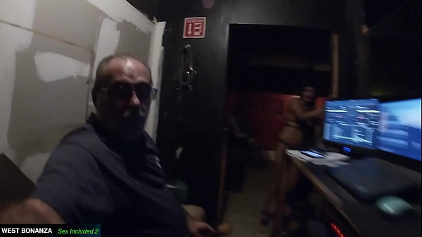 Nu moon in with deejay private moment with west bonanza 