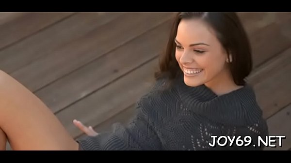 Beautiful legal age_teenagergirl loves to stimulateher neat shavedpussy