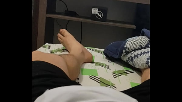 Novinho brasileiro pau lisinho 