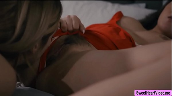 Play MP4 - Two Hot Babe help each others orgasm