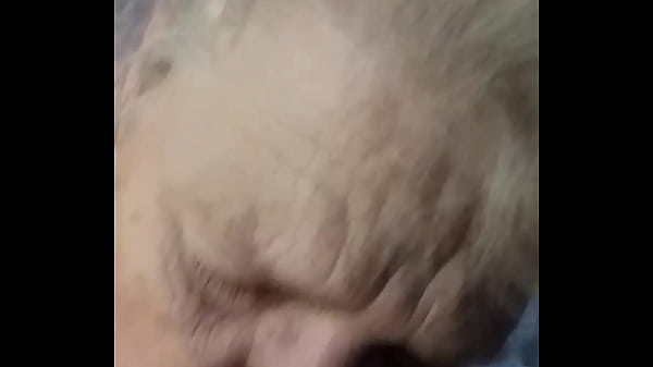 Sexy mature throbbin the knob 