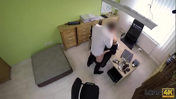 LOAN4K. Casting porno sale a lagence de prêt donne la_chance salopepoussin