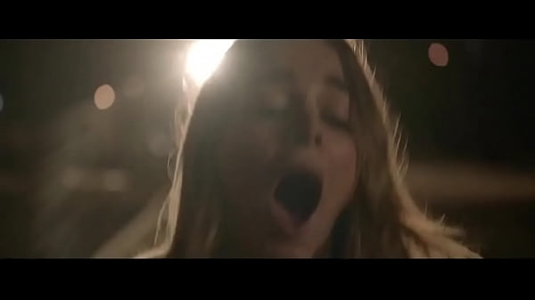 Bojana Novakovic Fucked in Public  in Shameless 