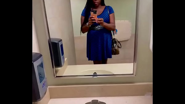 Nonton The Infamous Bathroom Video! I Hate These, Even Though I Did Look Good!#blacktrans #ebonytrans #blacktgirls #prettytrans ... thumbnail
