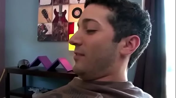 Play MP4 - Hot gay dick sucking threesome