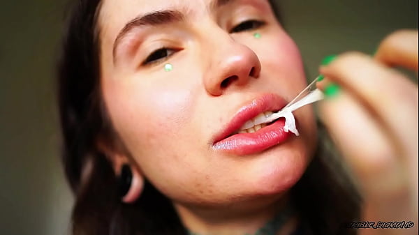 Sticky glossy bubblegum pop