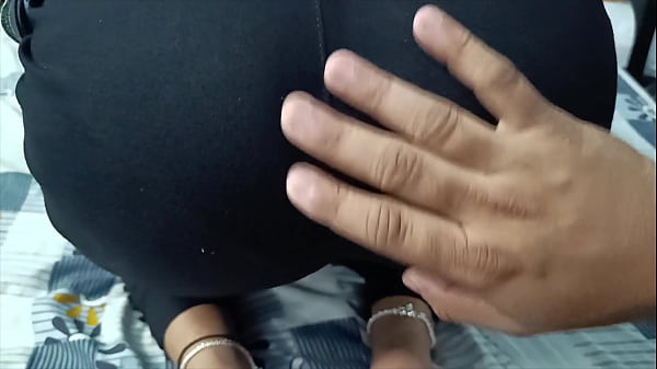 Play MP4 - Horny Desi Girl Plays With Her Boyfriend&rsquo;s Hard Cock On Bed