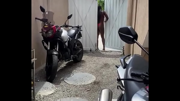 Play MP4 - Bom dia recep&ccedil;&atilde;o com os garis eles merecem