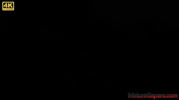 Play MP4 - Mature lady Valerie Mack gets her pussy gaped and fucked hard by Kamil Klein