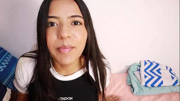 Play MP4 - mi vecina recibe mi leche en su co&ntilde;o