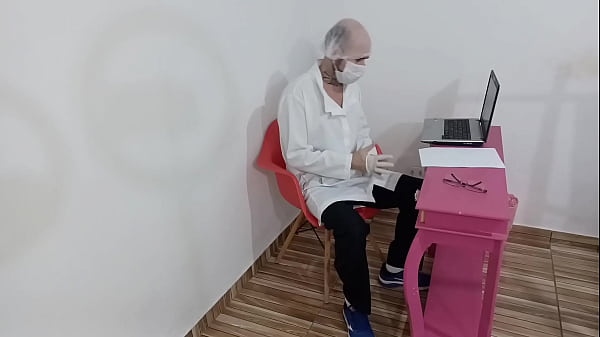 Nonton Fui Mostrar Meu Cuzinho Apertado Queria Alargar! thumbnail