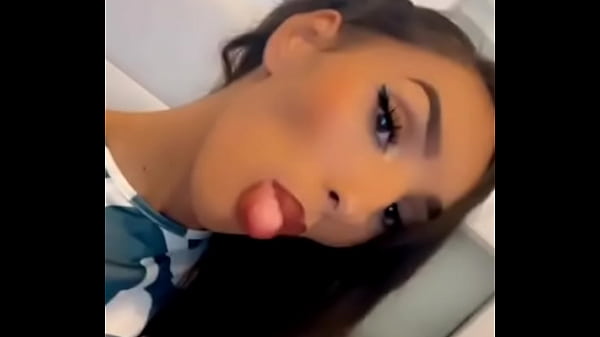 Nora ma ch&eacute_rie