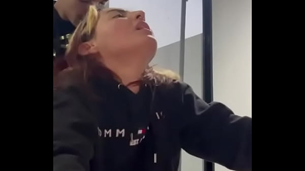 Mi Hermanastra Resulto Ser thumbnail