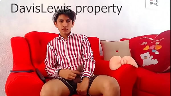 CAM guy teasing big dick 