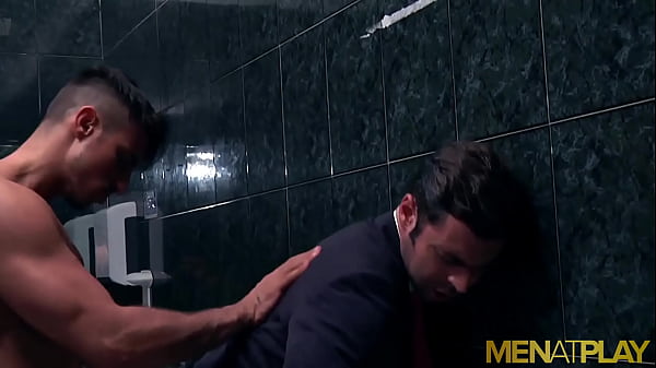 Play MP4 - MENATPLAY Handsome Jock Klein Kerr Anal Fucks Dario Beck