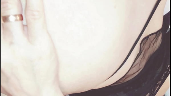 Play MP4 - Wife's ass is just made for big cock anal