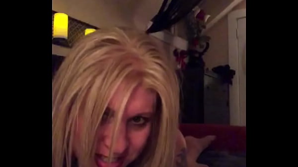 Play MP4 - Stephanie x Clover bends over and shows her cock