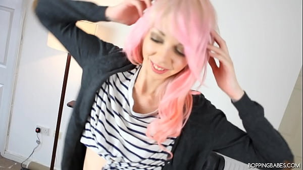 Minni - Lazy Day Nakedness thumbnail