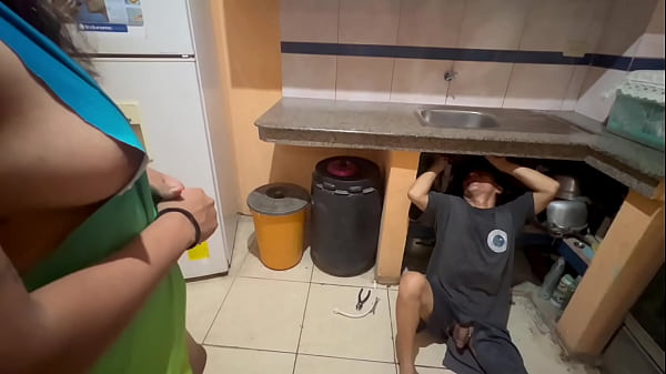 Shameful plumber adjusts the vagina of_a hot neighbor_whore while she_asks for_more