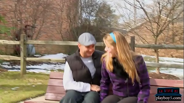 Play MP4 - Swinger couple fully enjoys taking part in this big orgy