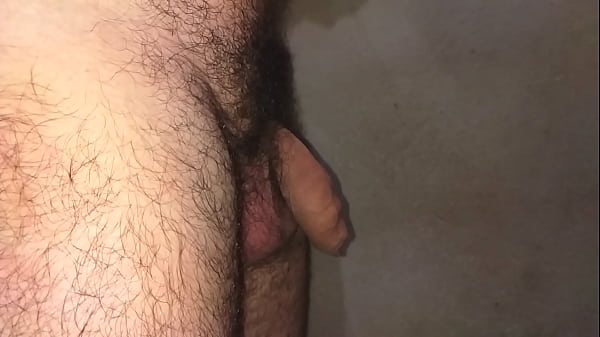 Play MP4 - Meu pau ficando duro