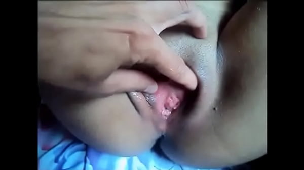 Nonton Novinha De 18 Dando A Bucetinha Pro Marido thumbnail