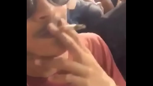 cafu&ccedil;u a procura de rola 