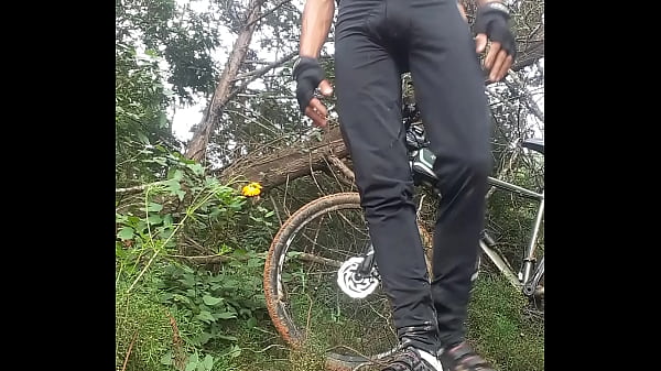 Masturba&ccedil;&atilde;o No Passeio thumbnail