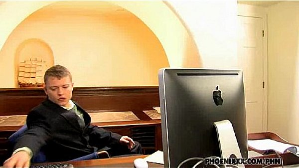 Nathan Applies gets owned 