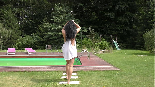 Pawg In White thumbnail