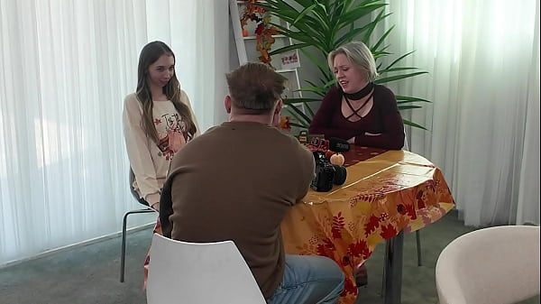 Play MP4 - Petite Blonde Before And After Filming BTS - Breezy Bri