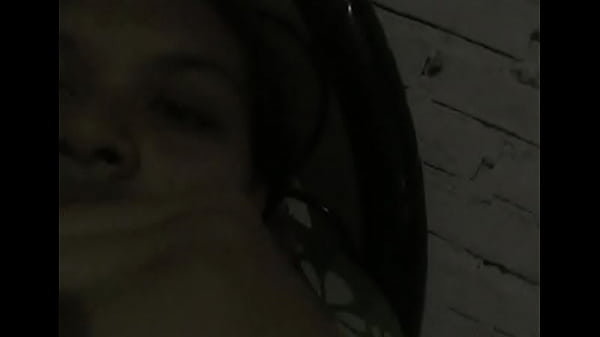 Nonton Vecina Toc&aacute;ndose Sus Pechos thumbnail