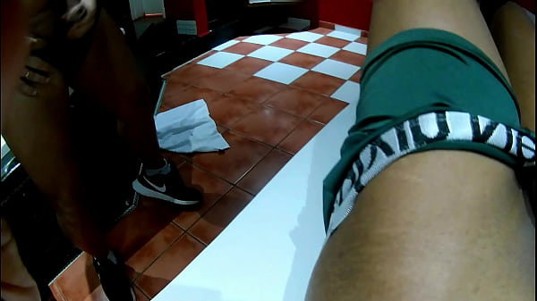 Play MP4 - LUCKY BOY GETTING A BLOWJOB FROM THE COUPLE