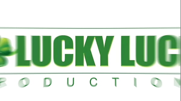 Nonton Lucky G Nikky Yums - Halloween Whorror With A Latina Slut thumbnail