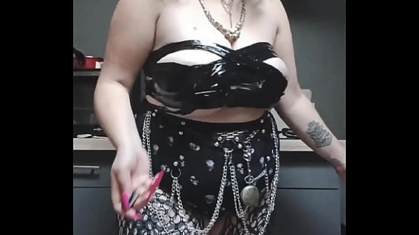 Je fais bient&ocirc;t ma premi&egrave;re sc&egrave;ne drag je t'ai captur&eacute; quelques clich&eacute;s 