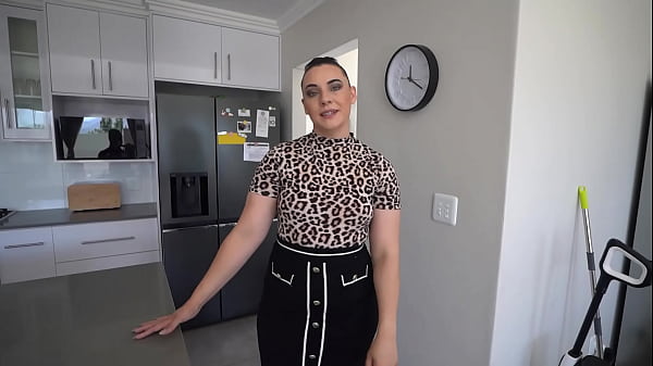 Hot Milf Real Estate Agent With Amazing Big Ass Fucks Investor At Her Open House Video thumbnail