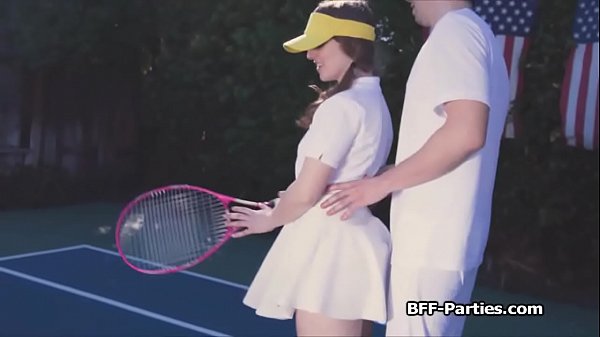 Play MP4 - Foursome with kinky teens at the tennis court