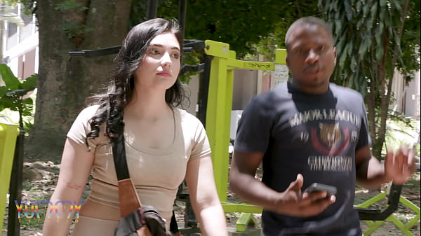 Jhay Killer aproaches hotcolombian in the streetand ends up taking her_to his apt to take a bath then gets gangbaned with threeof his_friends_with double anal