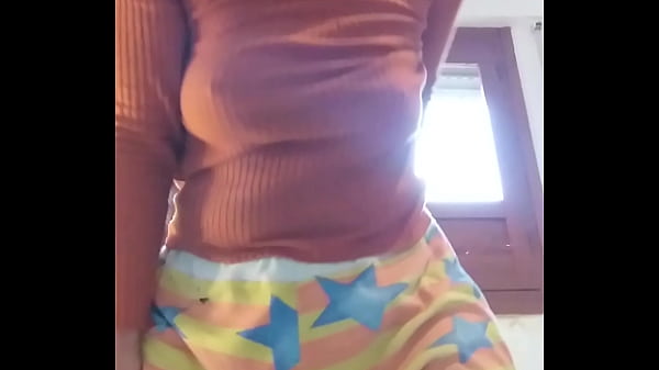 Streiptease homemade at videocall