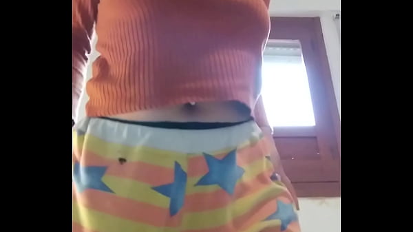 Play MP4 - Striptease casero