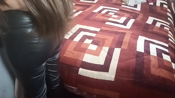 Play MP4 - MEXICANA CALIENTE Despu&eacute;s DE IR AL ANTRO&comma; Grabada COGIENDO Por Caliente&excl;&excl; Estudiante Universitaria Le Gusta Sin CONDON &excl; SEXO REAL-CASERO