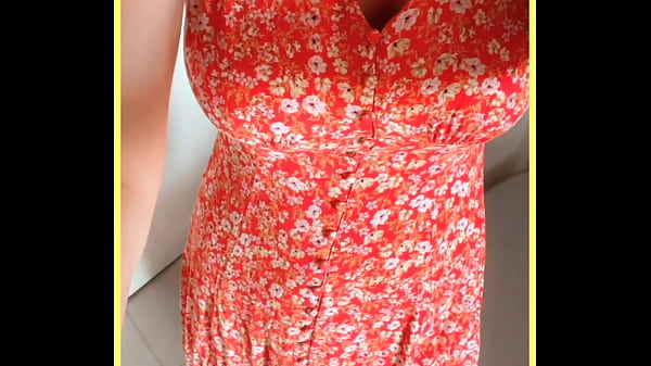 Milf in a amazing dress 